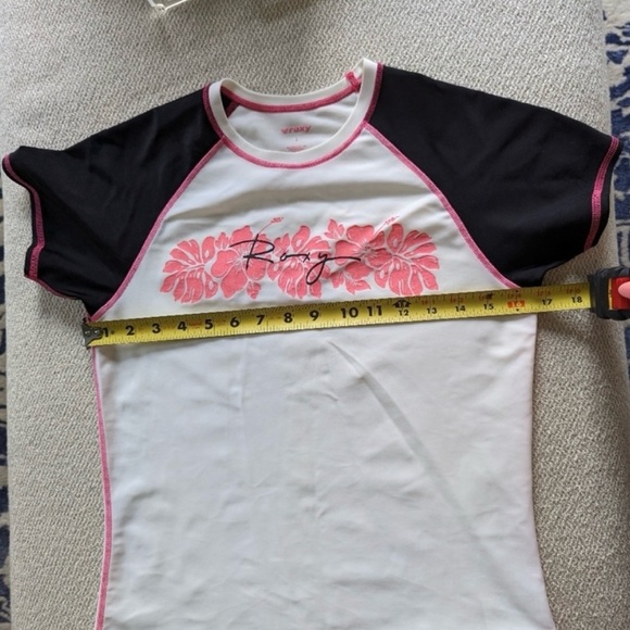 🏄🏻‍♀️💦ROXY Hawaiian Hibiscus 🌺Rash Guard - Picture 3 of 4